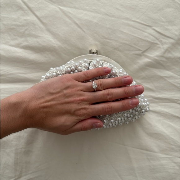 👰‍♀️NWT Santi Imitation Pearl Clutch - Picture 6 of 7